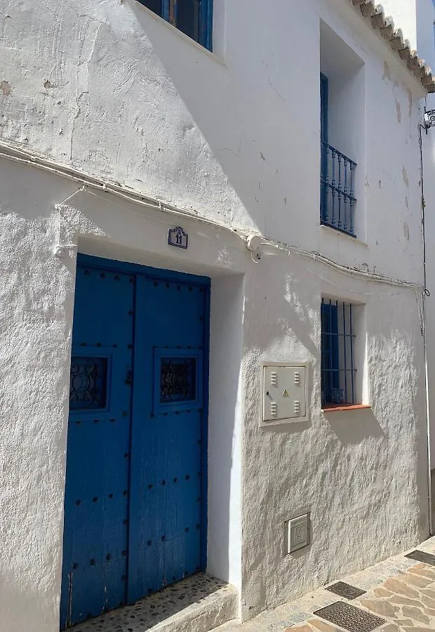 Country house Casa Rural En Pueblo Blanco Guest House Almogia Spain
