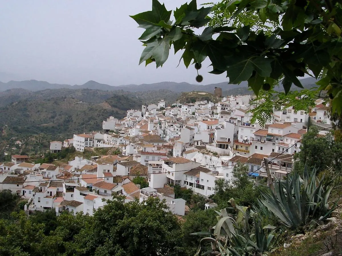 Casa Rural En Pueblo Blanco Guest House Almogia Spain